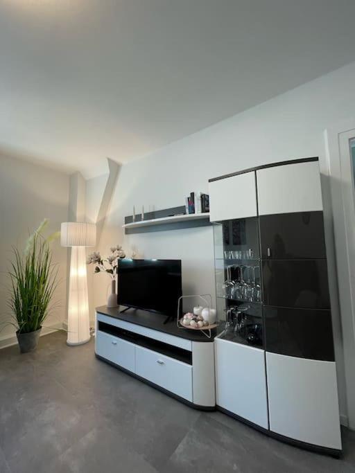 Komfortable Ferienwohnung In Halle-Kroellwitz Halle  Luaran gambar