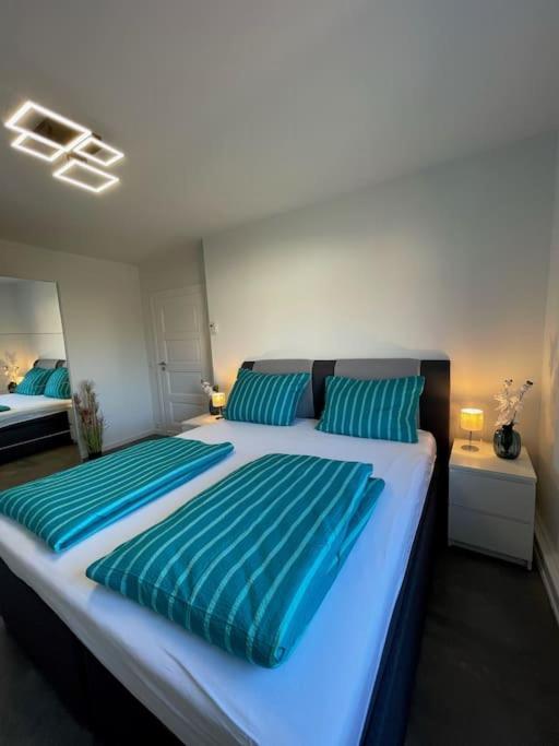 Komfortable Ferienwohnung In Halle-Kroellwitz Halle  Luaran gambar